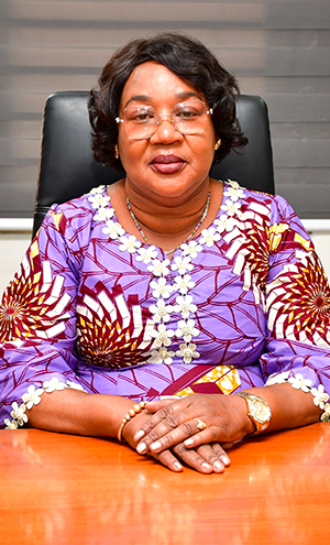 Gisèle AMBIERO, Directrice des finances et de l'équipement