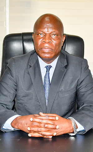 Jean-Béal AKOUNDZE, Conseiller aux relations publiques et à la communication